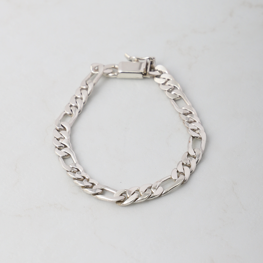 Random Plate Chained Bracelet